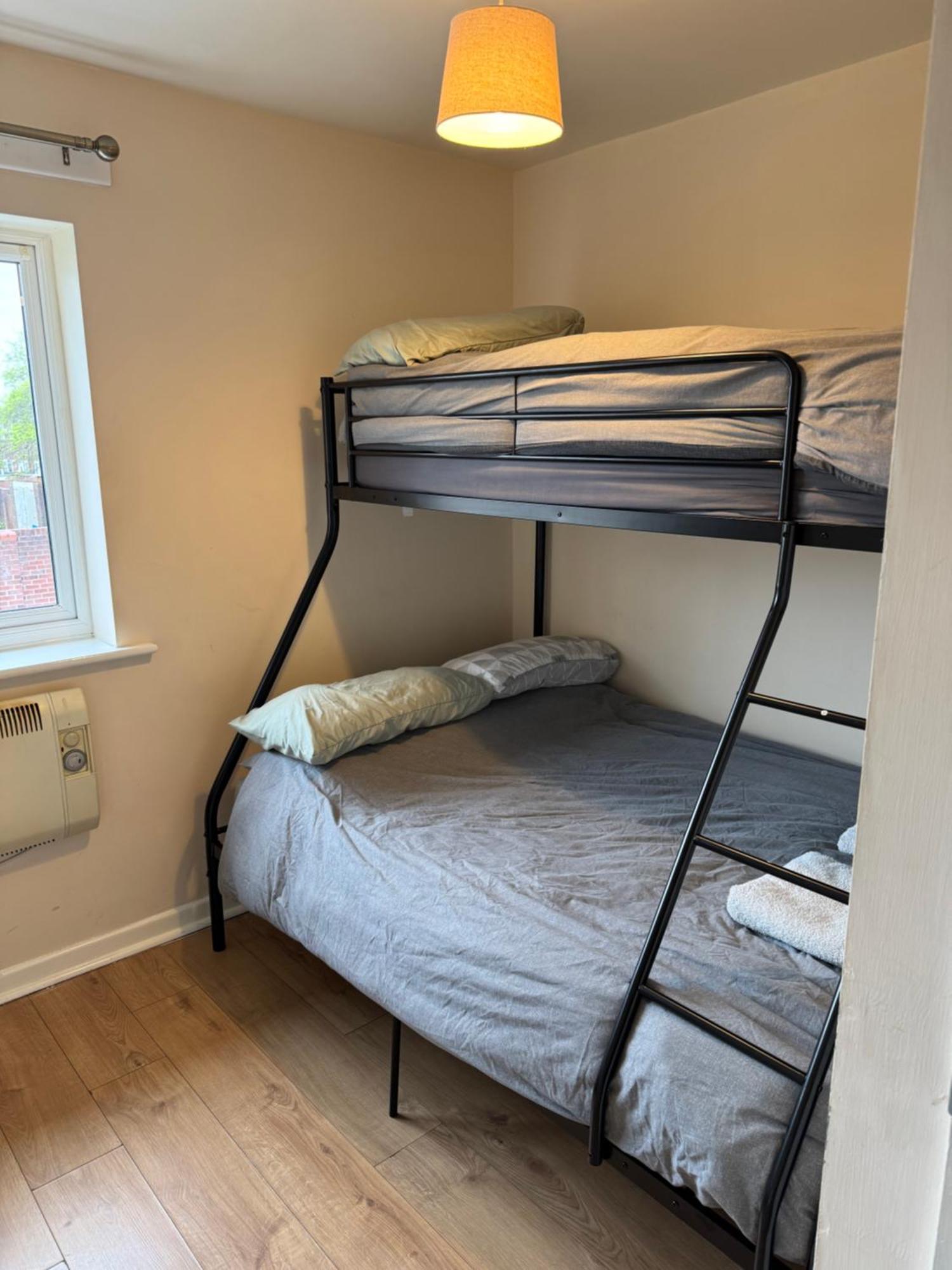 Modern, Quiet, Sleeps 9, Etihad, Coop Live, Manchester Exterior photo